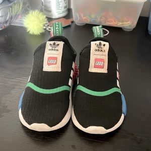 Adidas lego size 6c